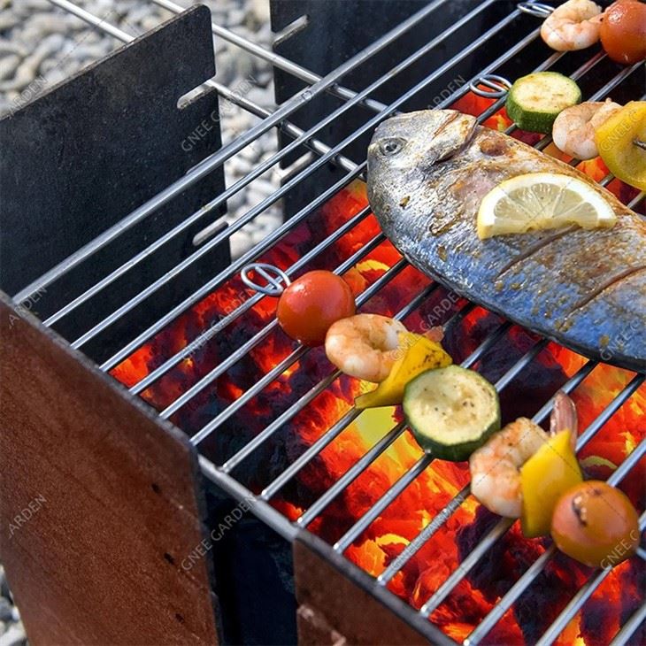 Novelty Outdoor Beefmaster Corten Steel BBQ Grill