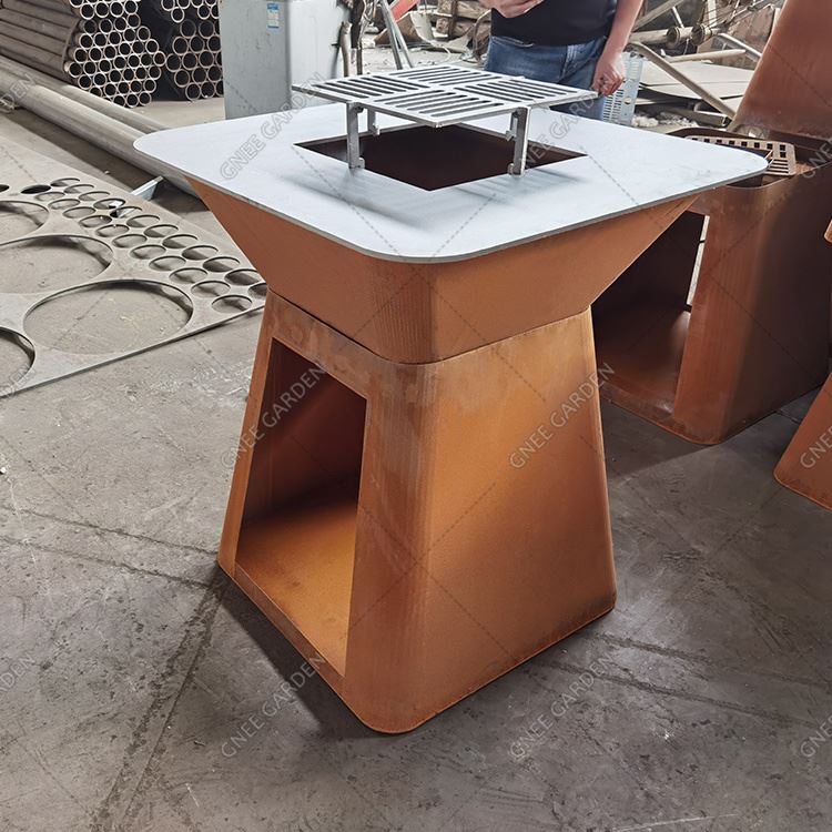 Gríosaí BBQ Cruach Corten Lasmuigh Lasmuigh Brasero
