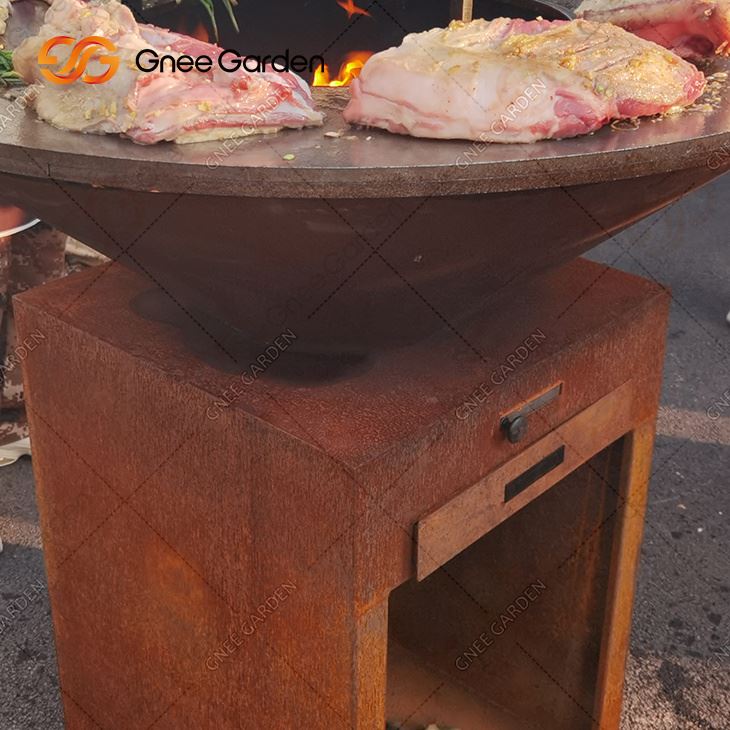 Babhla Dóiteáin Maireachtála Lasmuigh Grill Barbecue Pit Dóiteáin Corten Cruach Leathsféar