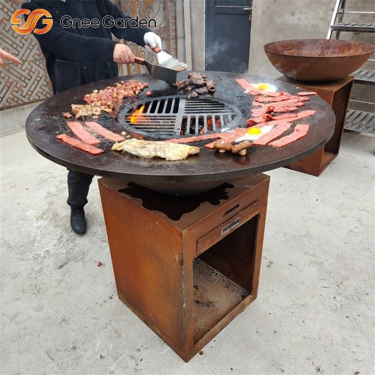 Weather steel BBQ smoker wood-burning cooking